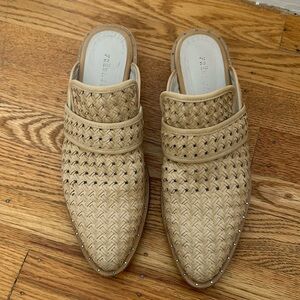 Freda Salvador Mules